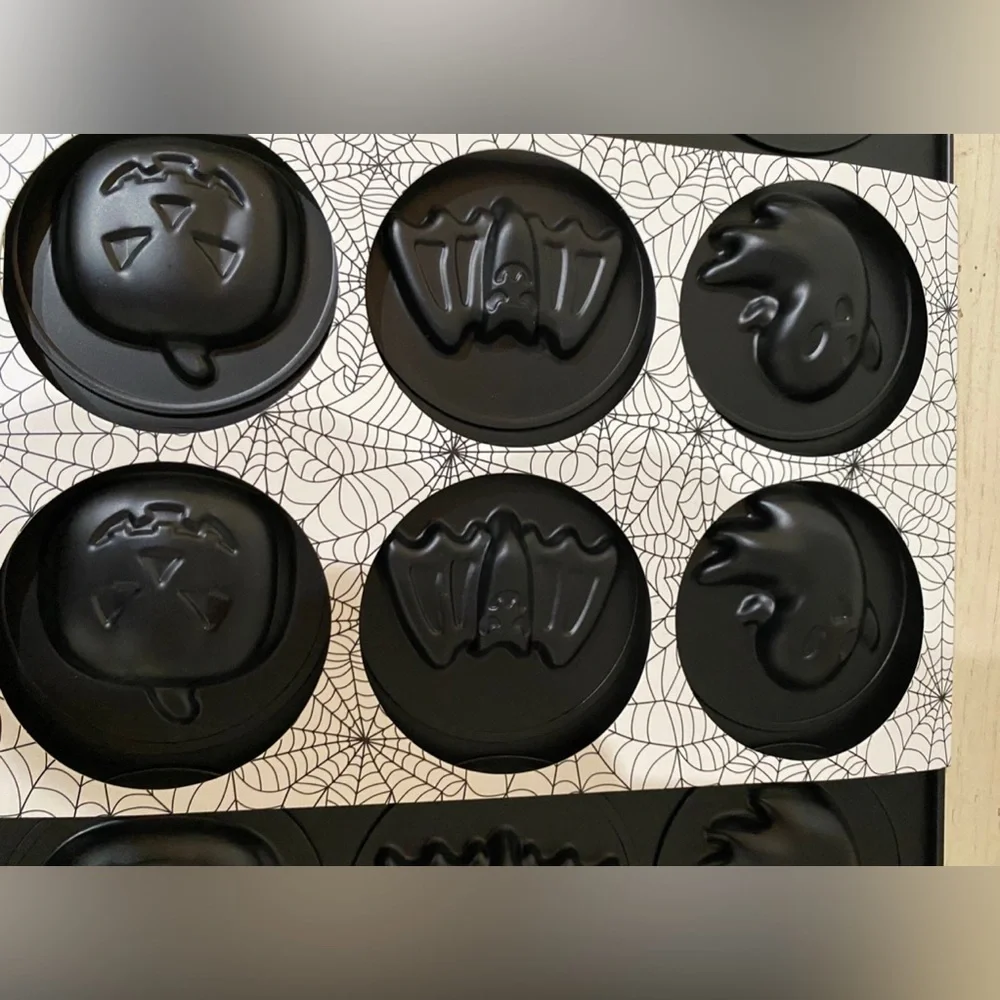 The Bakeshop Halloween Cookie Sheet - Ghosts, Bats, & Pumpkins Brand new!
